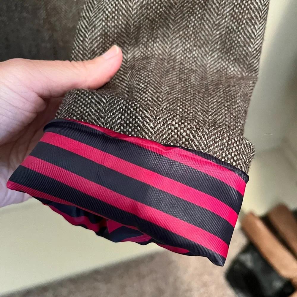 GAP Women's Charcoal Brown Blazer with Fuchsia Accents - Picture 3 of 7